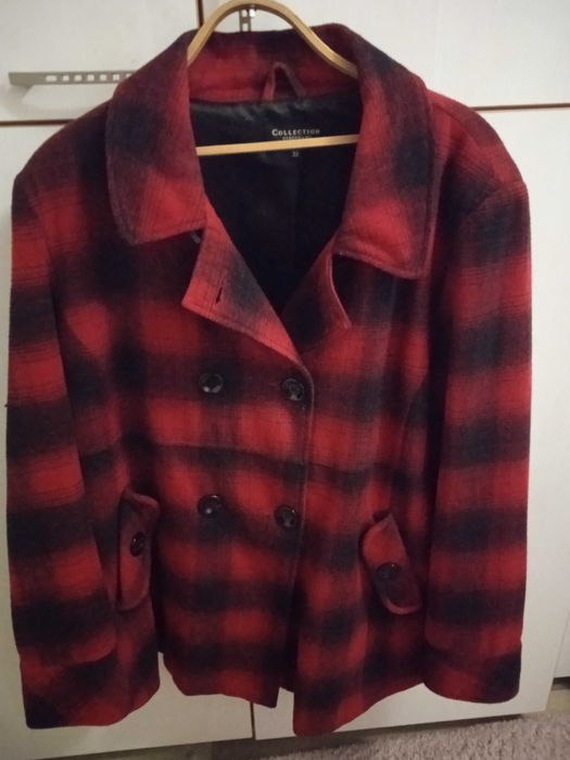 Демісезонне напівпальто Батал для пишних пані ДеШеВо