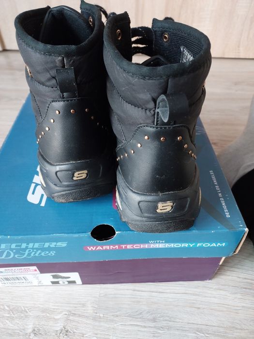 Sketchers D'lites damskie zimowe sneakersy r.37
