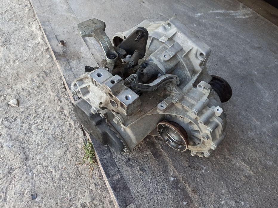 КПП коробка VW caddy кадік FM5A4057 Фольксваген кадді