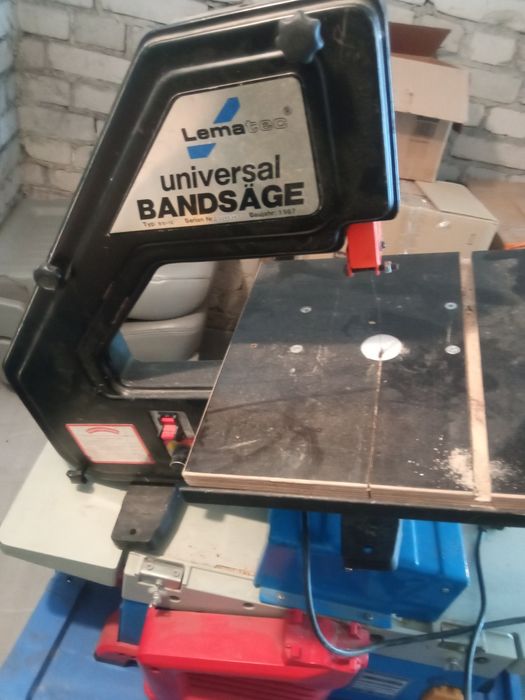 Piła taśmowa z regulacją obrotów