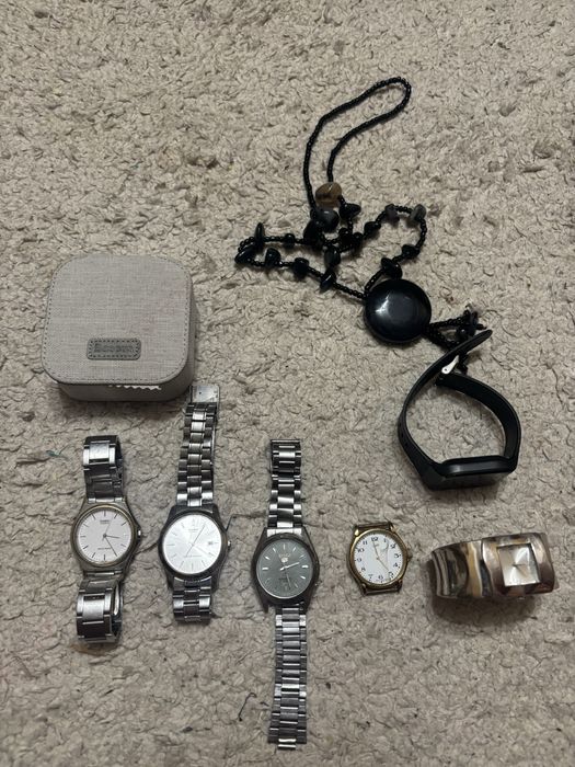 Продам лот часов