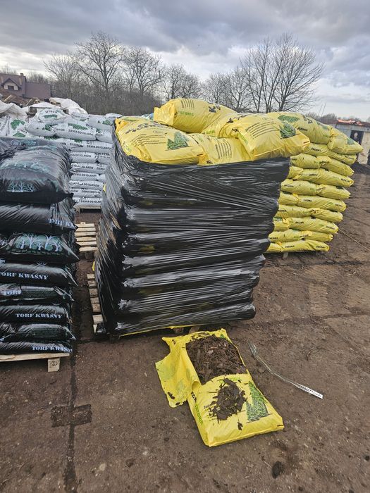 PRODUCENT.cena brutto..Ziemia ,torf,czarna,kora pH: 3,5-7 ph -/80L/60L