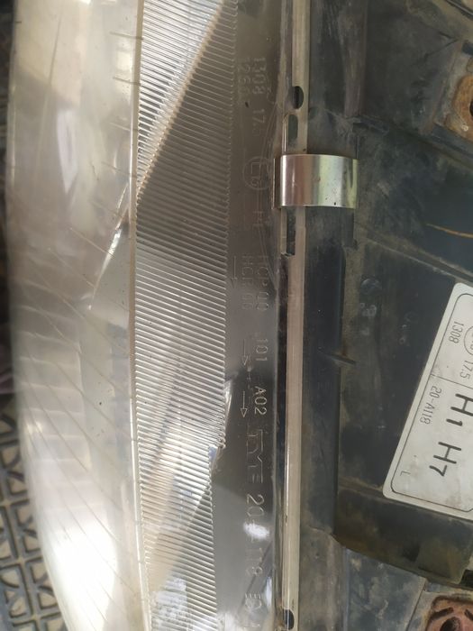 Продам фару Ауді 3 ліва, в гарному стані.