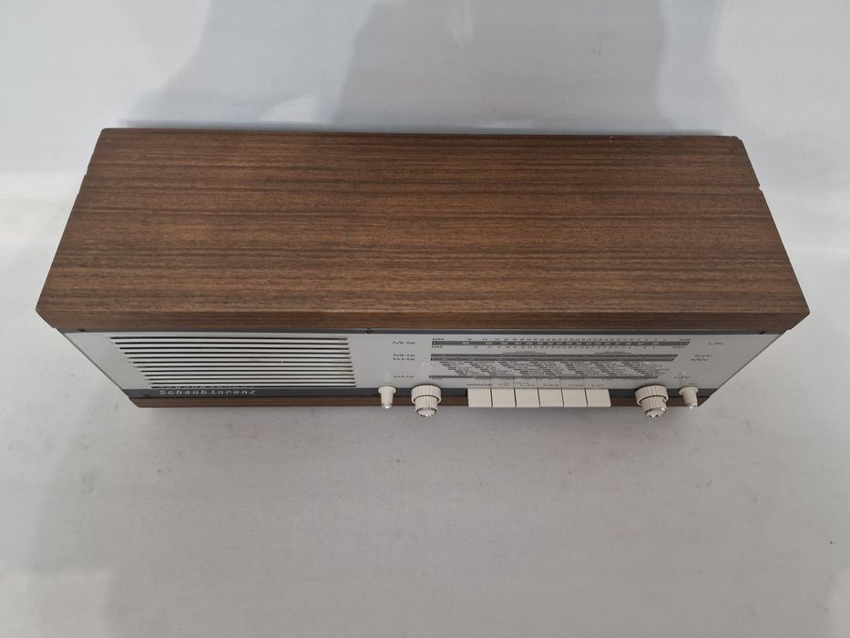 Rádio antigo reparado Schaub-Lorenz