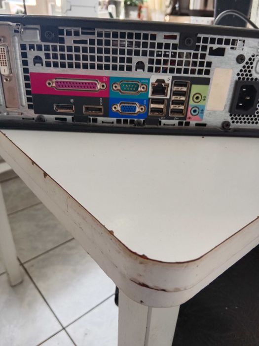 Komputer Dell.monitor.klawiatura.glosniki.mysxka.