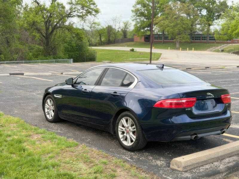 2018 Jaguar XE 25t Premium