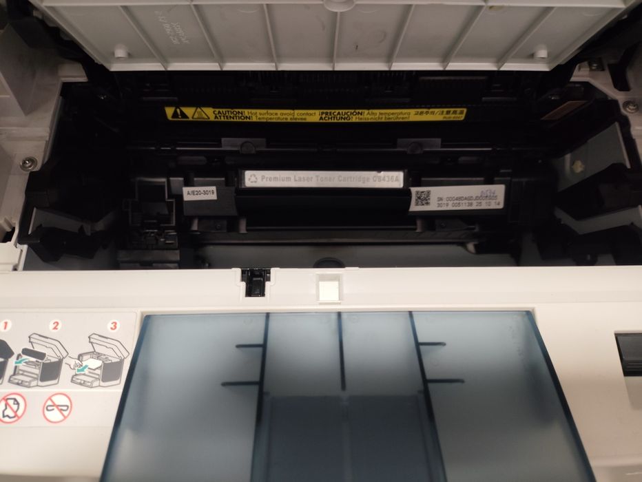 Drukarka, urzadzenie wielofunkcyjne HP M1522nf z dodatkowym tonerem