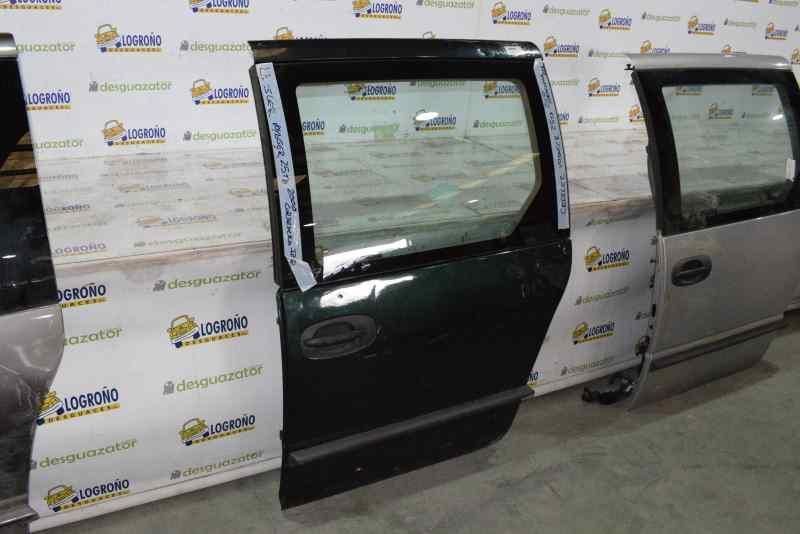 Porta Lateral Esquerda Deslizante Chrysler Voyager Gs