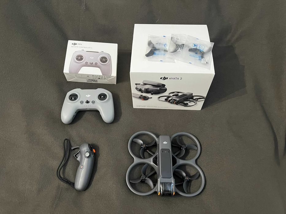 DJI Avata 2 + Remote Controller 3 + DJI RC Motion3