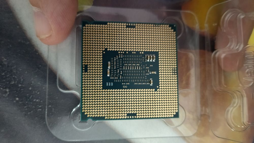 Processador INTEL Pentium G4400 (Socket LGA1151 - Dual-Core - 3.3 GHz)64170845717634121