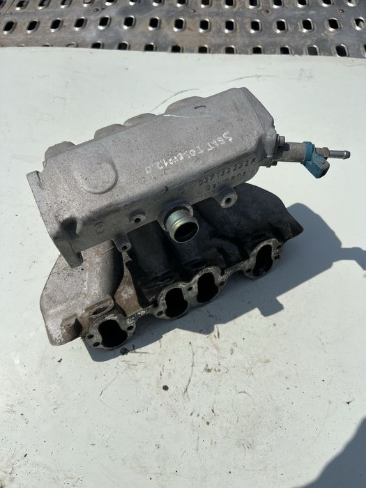 Впускний колектор Seat Toledo1 Впускний колектор Seat Toledo I 1.6 бензин Volkswagen Golf 3 Vento Passat B4 Audi 80 B4 Skoda Felicia