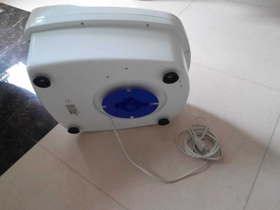 Masażer spa do hydromasażu stóp BEURER