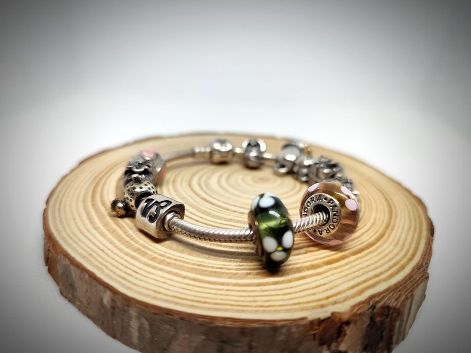 Pulseira Pandora Original em Prata 925 com 11 Contas