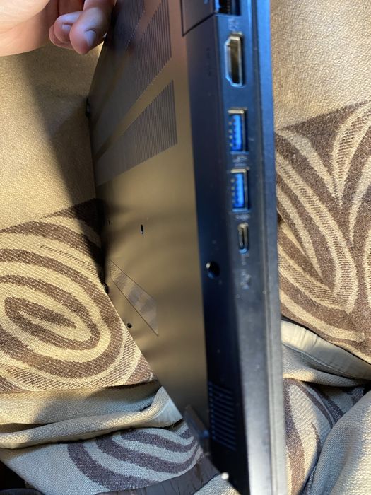 Aser nitro v15 RTX 4060 8Gb rizen 5