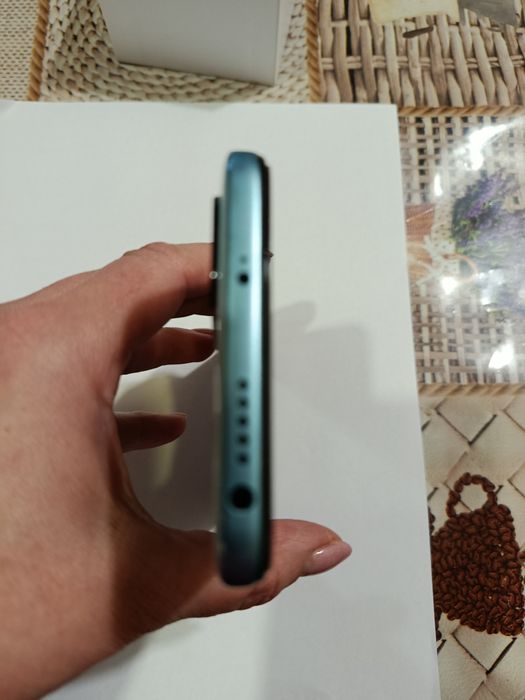 Телефон Redmi Note 11