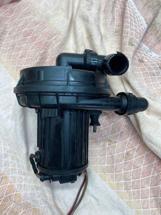 Насос воздушный 06A959253E Audi Q7 Audi A6 C6 Volkswagen Touareg