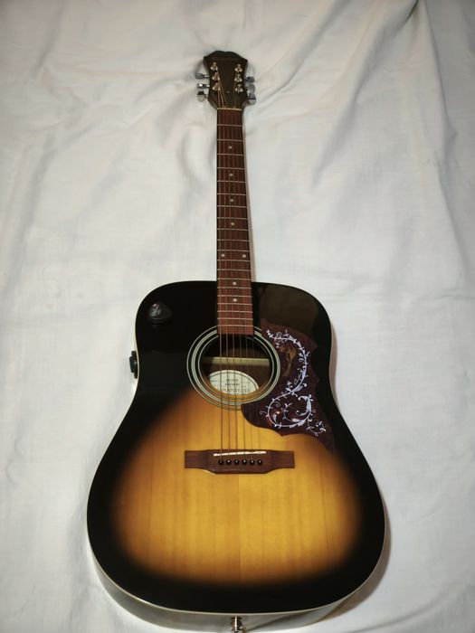 Продам акустичну гітару Epiphone DR-100 VS з Double OS1