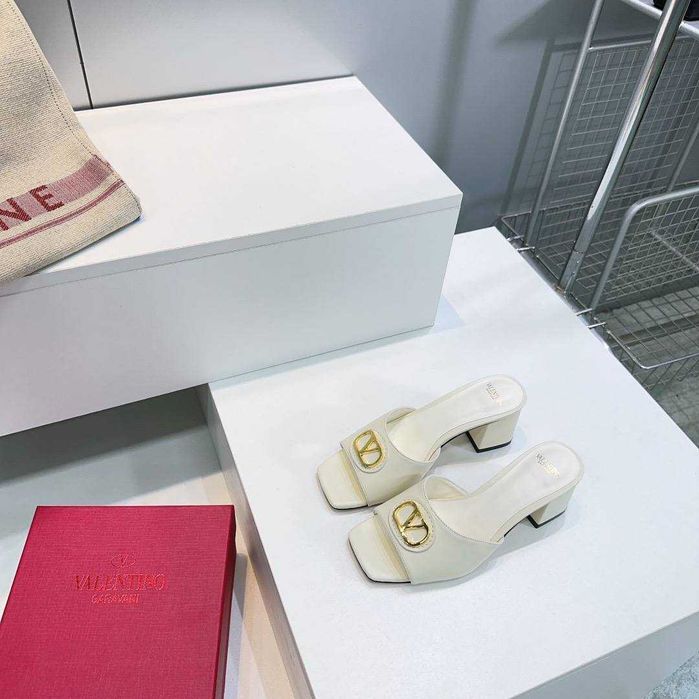 Damskie sandały  Valentino