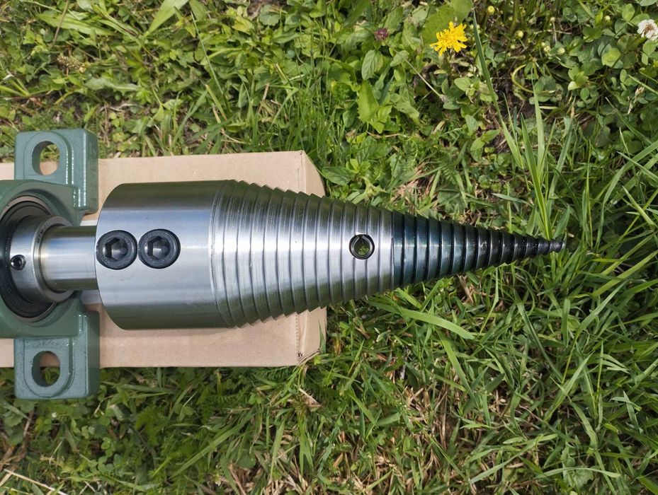 Łuparka świdrowa WOM/ świder do drewna do ciągnika / 80mm