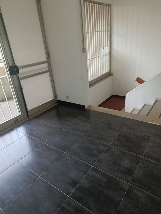 Loja Arrendamento  Alfornelos