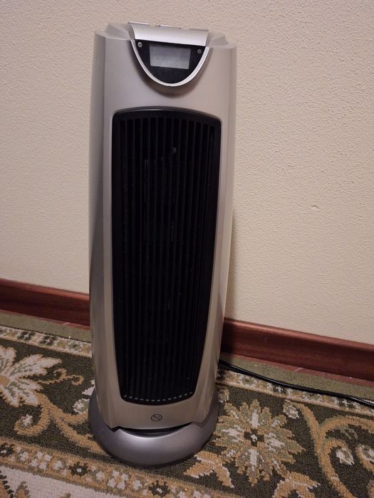 Aquecedor Cerámico em Torre Hoffen 2000W