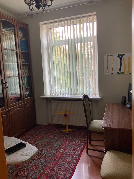 Продаж 4-к квартири вул.Набережна