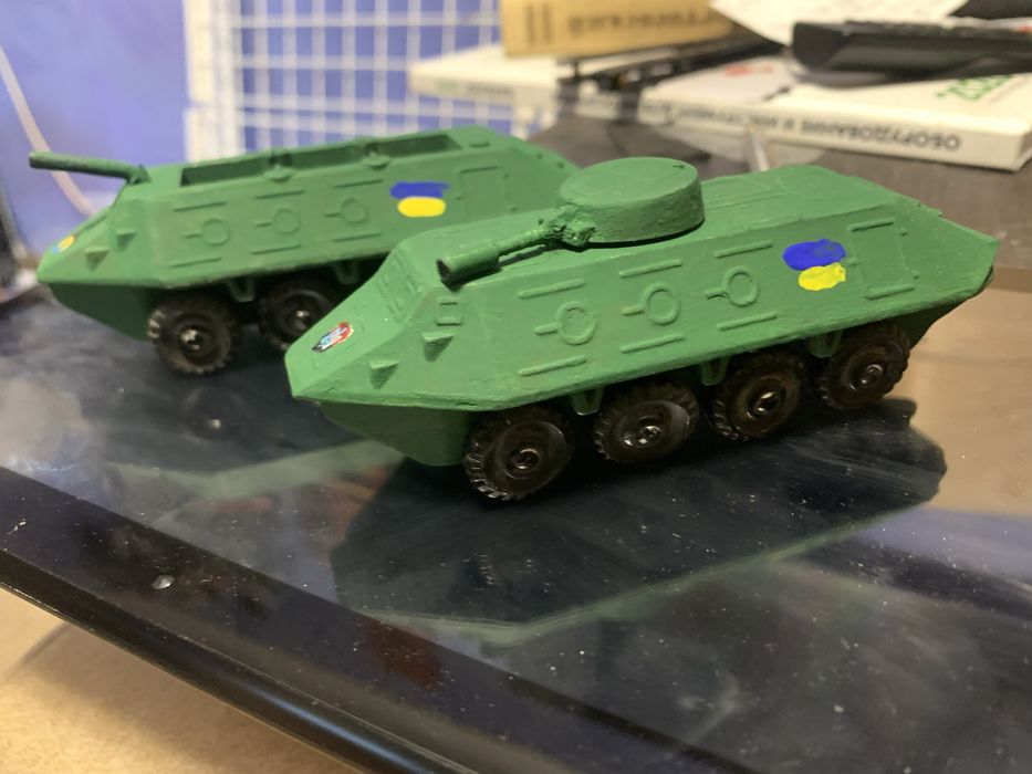БТР радянська іграшка 2шт