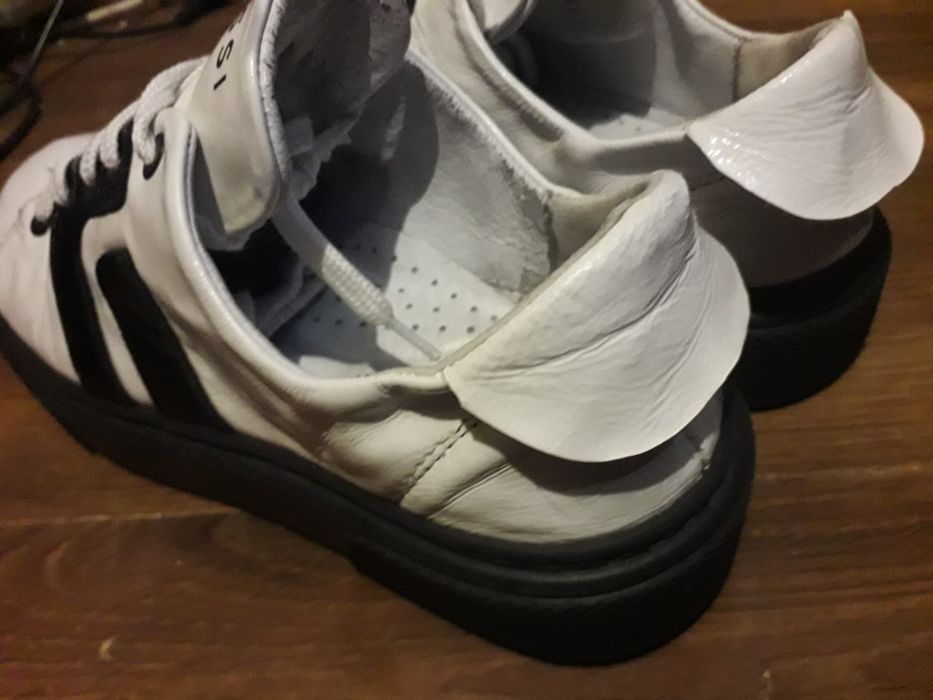 Sneakerssy nessi