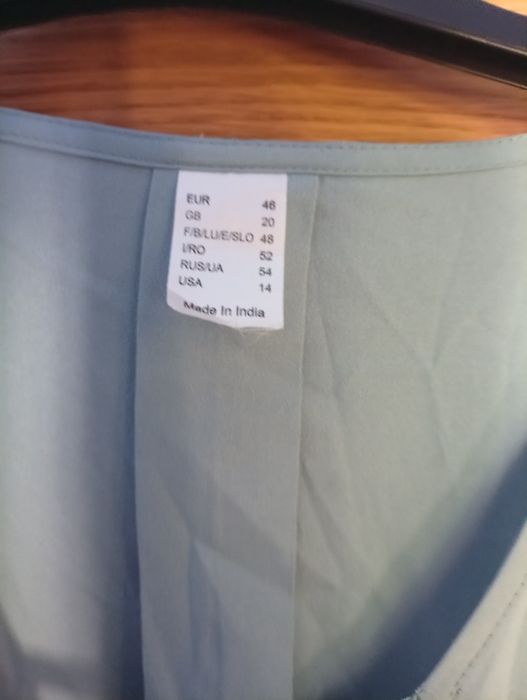 Bluzka błękitna zwiewna