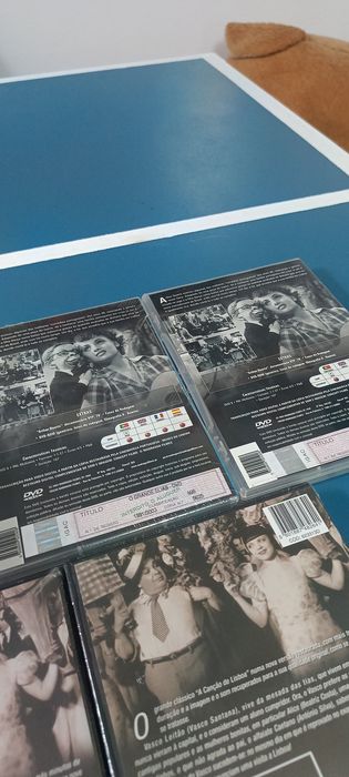Filmes portugueses clássicos imperdíveis e alguns ainda selados em VHS