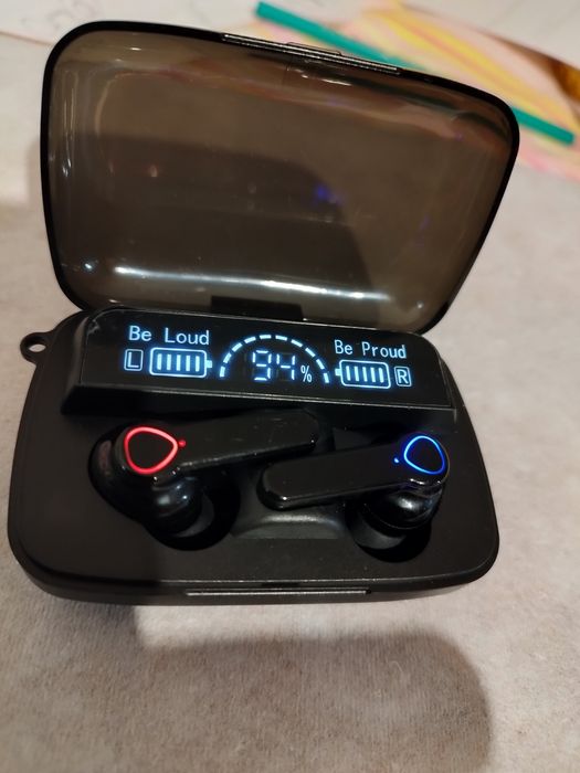 douszne  bezprzewodowe bluetooth słuchawki  z powerbank.iem