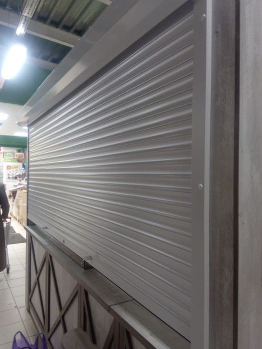 Автоматичні жалюзі, великі. Ролокасети.