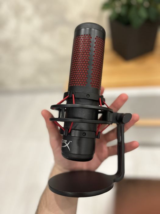 Микрофон HyperX QuadCast