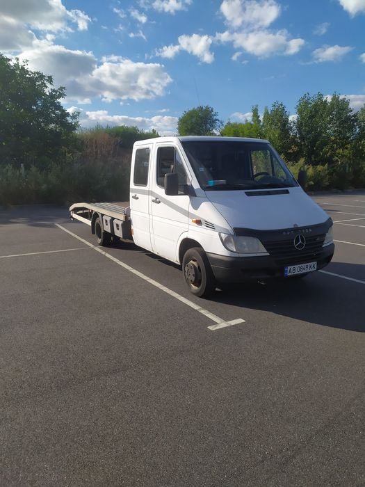 Mersedes -Benz Sprinter411.платформа-євакуатор. .