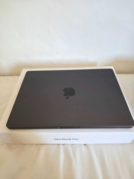 Macbook Pro M4 16GB 1TB Preto sideral