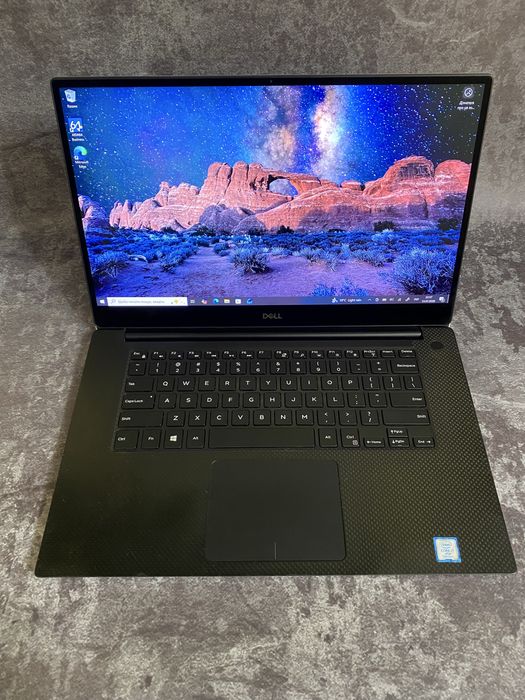 Dell Precision 5540 і7-9850h 16Gb 256Gb T1000 4GB UHD IPS 15,6” сенсорний