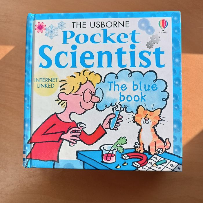 Книга енциклопедія  pocket scientist