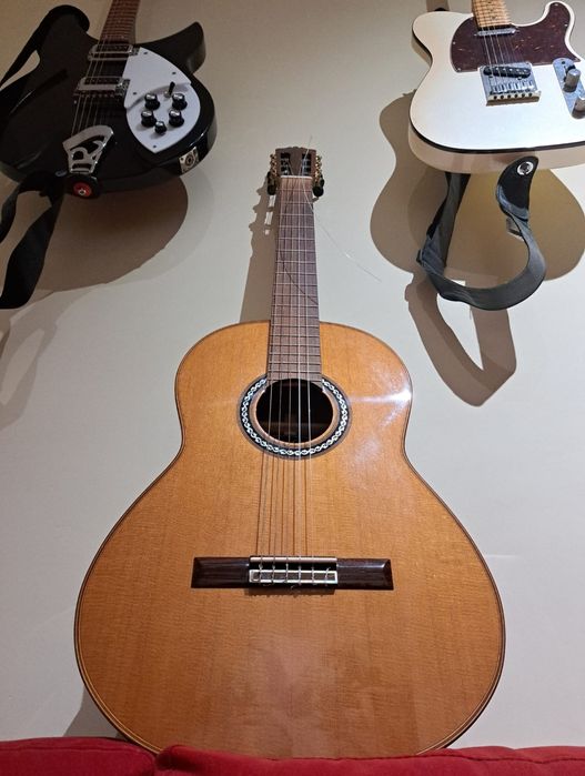 Guitarras Acústicas e Clássicas, 6 e 12 cordas: Guild, Taylor, Cordoba