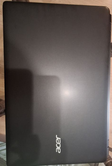 Ноутбук Acer Aspire E1-522, 6gb ram, AMD radion 8200,  AMD E1 2500,  для навчання
