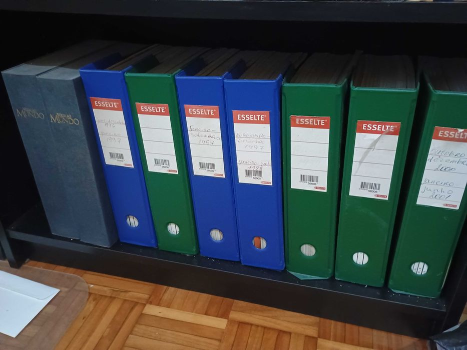 Coleção revistas Volta ao Mundo