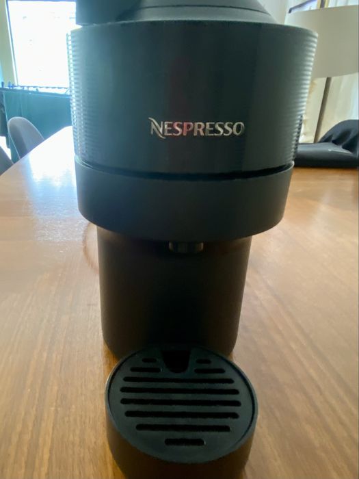 Máquina Nespresso Vertuo Pop