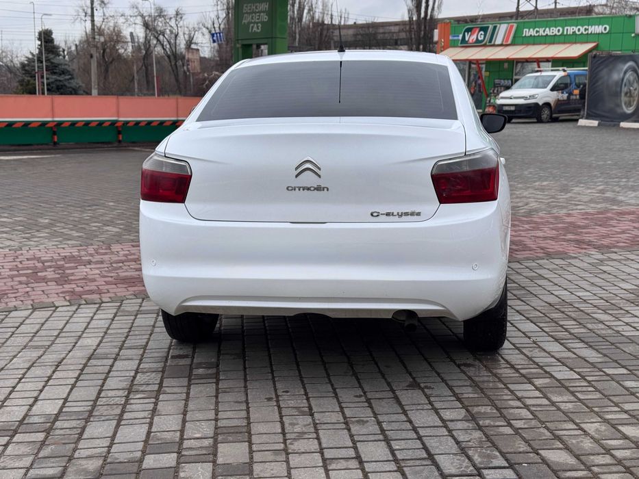 Citroen C-Elysee 2015.  1,6 дизель