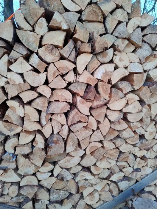 Drewno opałowe łupane