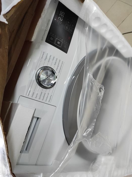 Сушильные машина Bosch WTW87680