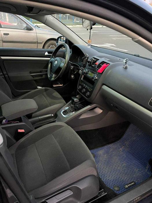 Продам Volkswagen Golf 2008