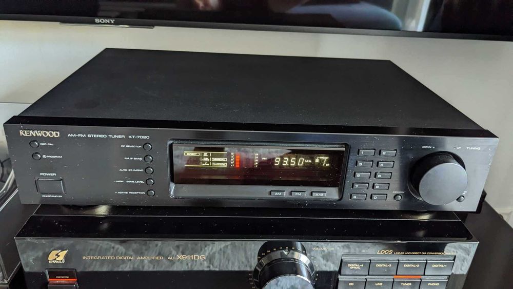 Tuner Kenwood KT 7020