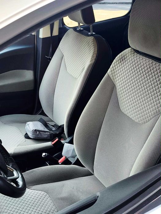 Carrinha Ford Tourneo Courier 1.0 EcoBoost Titanium