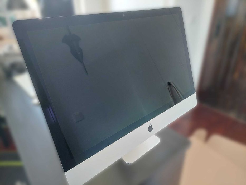 iMac 27 polegadas 5K Retina, 32 GB RAM e 1 TB SSD