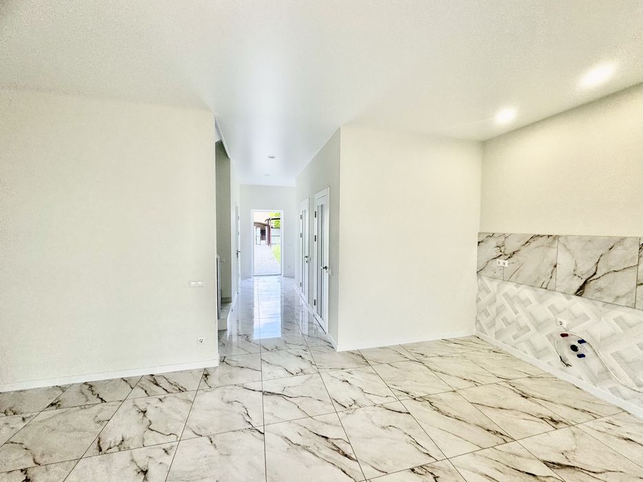 НАТЯЖНА  СТЕЛЯ, ламінат, плитка, штукатурка