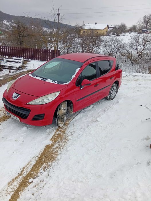 Продам Пежо 207р 1.4 бензин